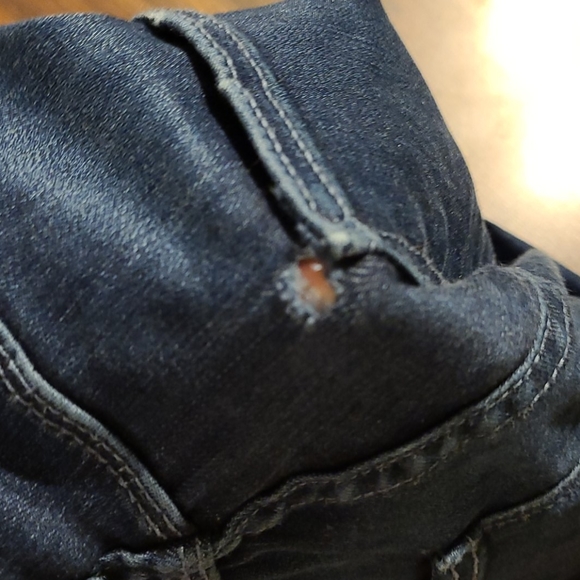 Stretchy medium wash High-waisted zara jeans - Picture 7 of 7